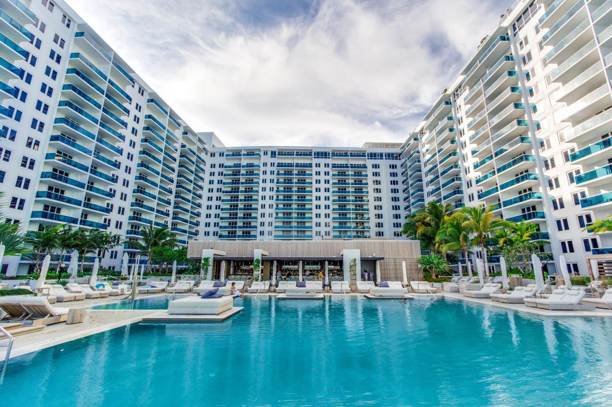 1 Hotel & Homes Miami Beach Oceanfront Residence Suites By Joe Semary Eksteriør billede