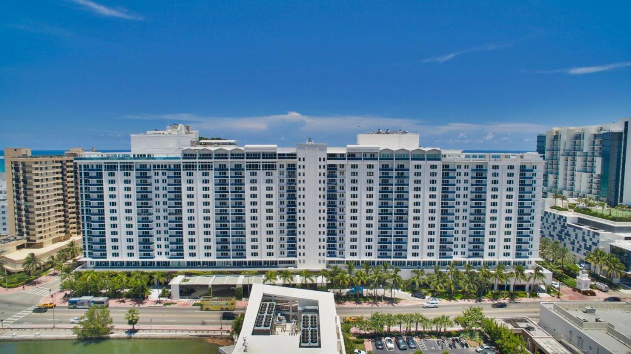 1 Hotel & Homes Miami Beach Oceanfront Residence Suites By Joe Semary Eksteriør billede